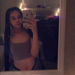 Meet your Posher, Ryenne